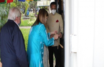 Ambassador Abhishek Singh along with Ms Veronica Guruceaga, President of 'Mahatma Gandhi Venezuela' at the inauguration of the'Centro Gandh' in Caracas which will be dedicated to spread the teachings and philosophy of Mahatma Gandhi